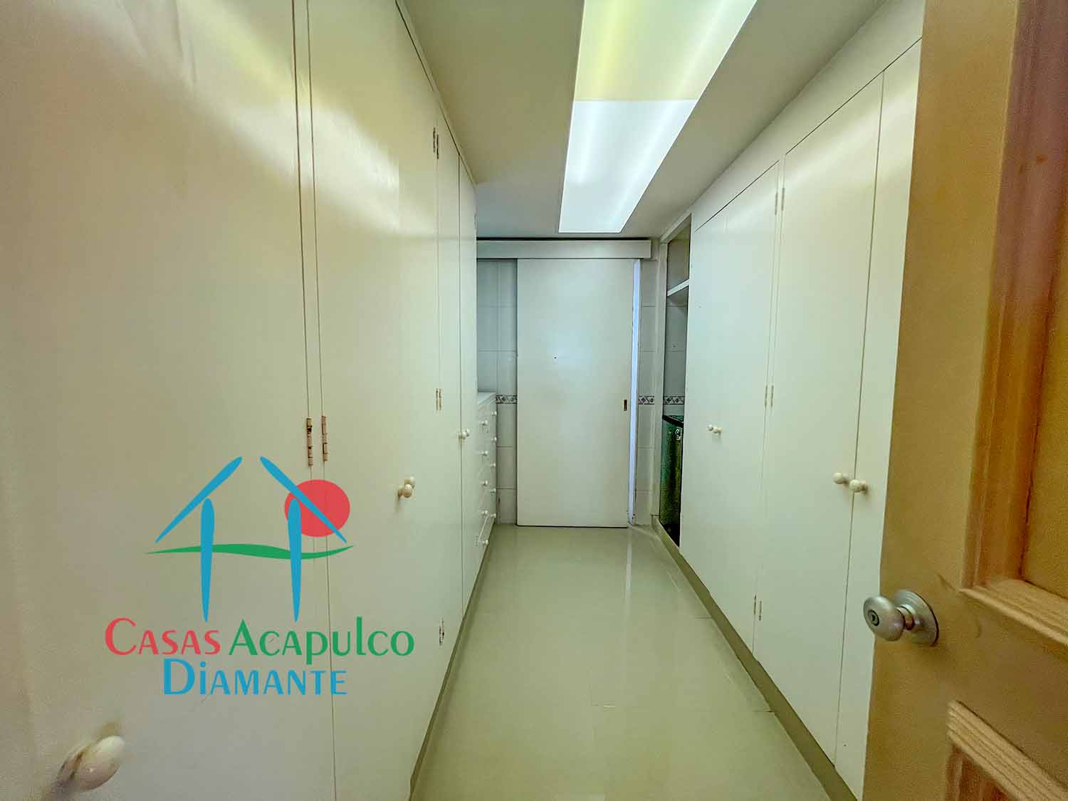 Azálea y Jazmín 1401 y 1402 - Cuarto de servicio 4